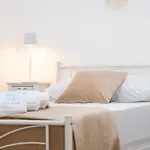 לינה וארוחת בוקר Deva 3*