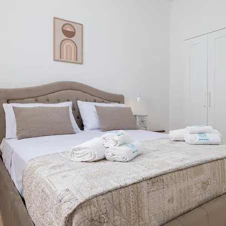 Deva 3* أُجينتو