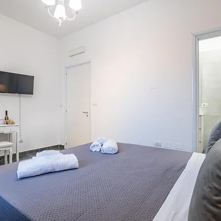 فندق مبيت وإفطار Deva أُجينتو